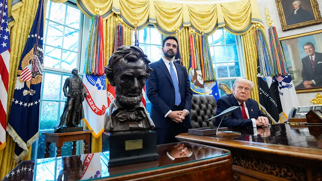 United-States-President-Donald-J-Trump-and-Mayor-elect-Zohran-Mamdani-Democrat-of-New-York-City-meet-reporters-following-their-meeting-in-the-Oval-Office-of-the-White-House-in-Washington-DC-USA-on-Friday-November-21-2025
