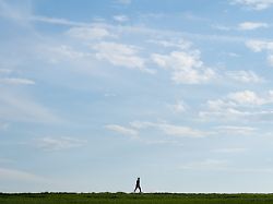 Typisches April-Wetter : "Tilman" wärmt auf - "Waltraud" kühlt ab