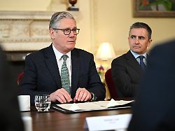 "Premier hält uns für dumm": Epstein-Verbindung von Ex-Minister holt Starmer erneut ein