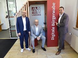 Bayern: "Bürgerwabe" für automatisierte Anträge beim Landratsamt