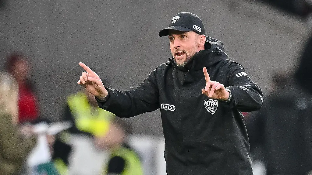 Hat-schwierige-Partien-vor-sich-VfB-Trainer-Sebastian-Hoeness