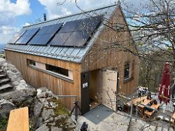 Hessen: Neue Milseburghütte stärkt Wegenetz in der Rhön