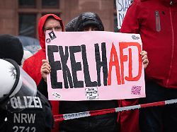 Wieduwilts Woche: Die meisten Deutschen sind jetzt AfD-Fans. Wo bleibt der Messias der Mitte?