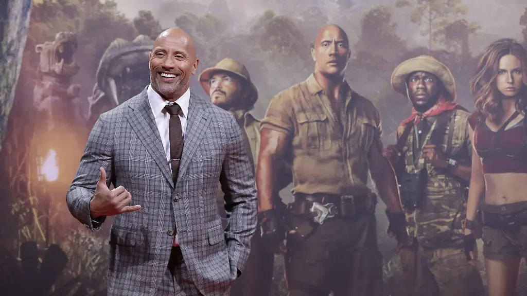 So-kennt-man-Dwayne-The-Rock-Johnson-Immer-gut-gelaunt-Hier-bei-der-Premiere-von-Jumanji
