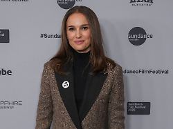 Babyglück mit neuem Freund : Natalie Portman ist mit 44 zum dritten Mal schwanger