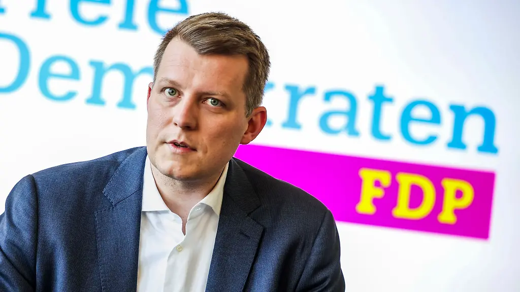 FDP-Landeschef-Henning-Hoene-braucht-ein-gutes-Ergebnis-bei-der-Abstimmung-des-Landesparteitags