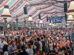 Baden-Württemberg: Stuttgarter Frühlingsfest feierlich eröffnet