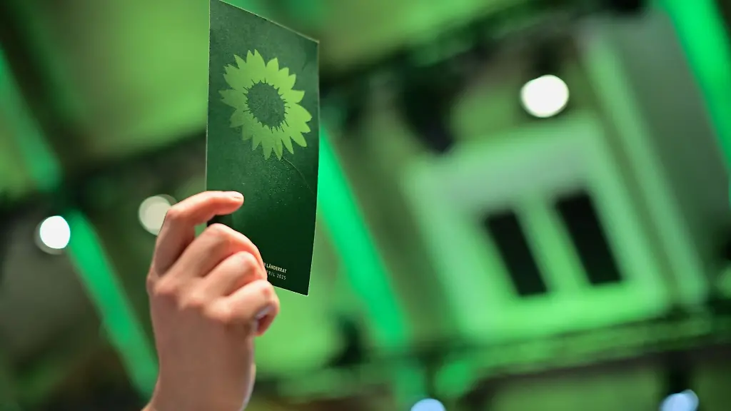 Bei-ihrer-Mitgliederversammlung-in-Halberstadt-hat-die-Gruene-Jugend-Sachsen-Anhalt-ihre-Kampagne-zur-anstehenden-Landtagswahl-eingelaeutet