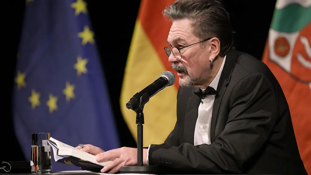 Juri-Andruchowytsch-ist-einer-der-bekanntesten-Autoren-seines-Heimatlandes-Am-Samstagabend-hat-der-Ukrainer-den-Chemnitzer-Stefan-Heym-Preis-erhalten