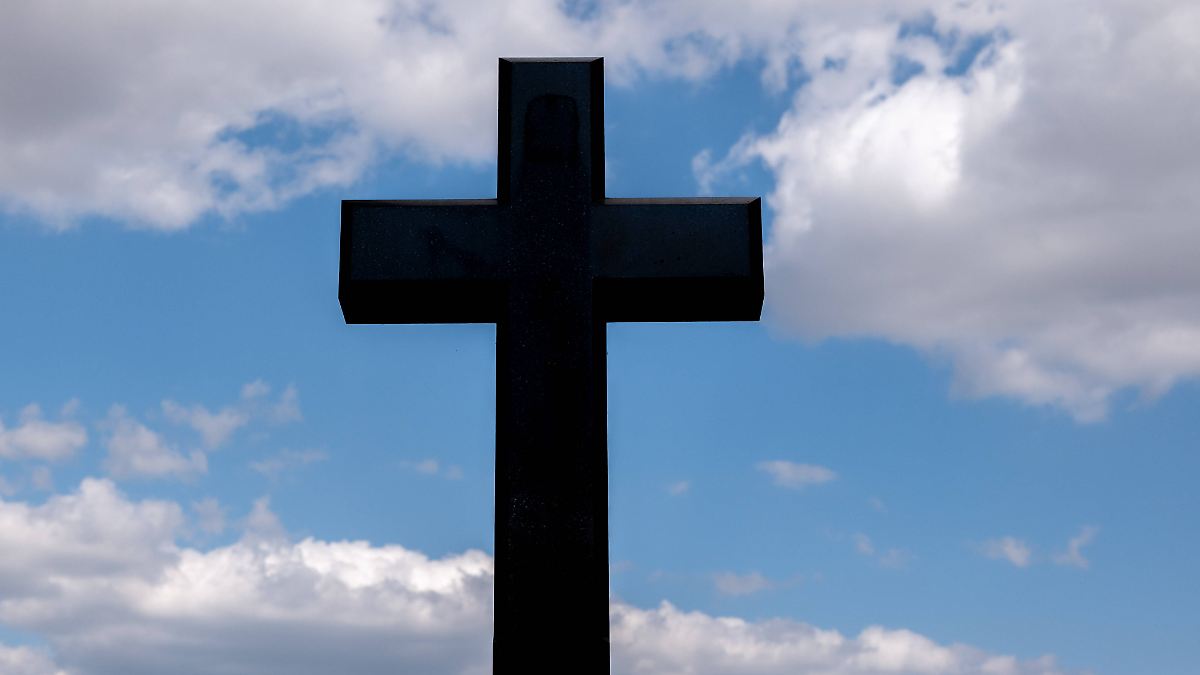 "Illegale Beseitigung"?: 50 Leichen von Babys auf Friedhof in Trinidad und Tobago entdeckt