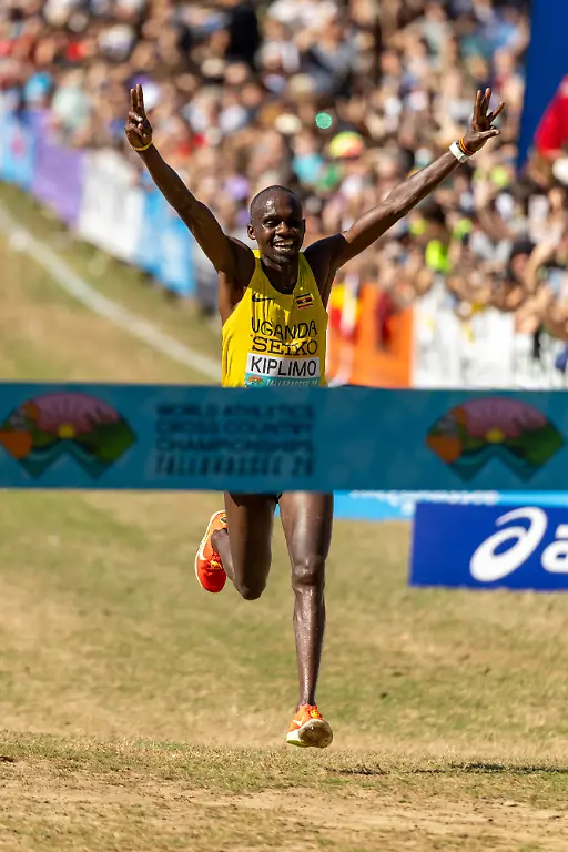 Jacob-Kiplimo-UGA-wins-his-3rd-championship-in-a-time-of-28-18-during-the-Cross-Country-World-Athletics-Cross-Country-Championships-at-Apalachee-Regional-Park-in-Tallahassee-Florida-United-States-of-America-on-Saturday-January-10-2026
