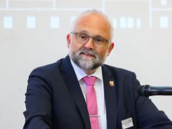 Berlin & Brandenburg: Stichwahl im Barnim: SPD gegen AfD im Rennen ums Landratsamt