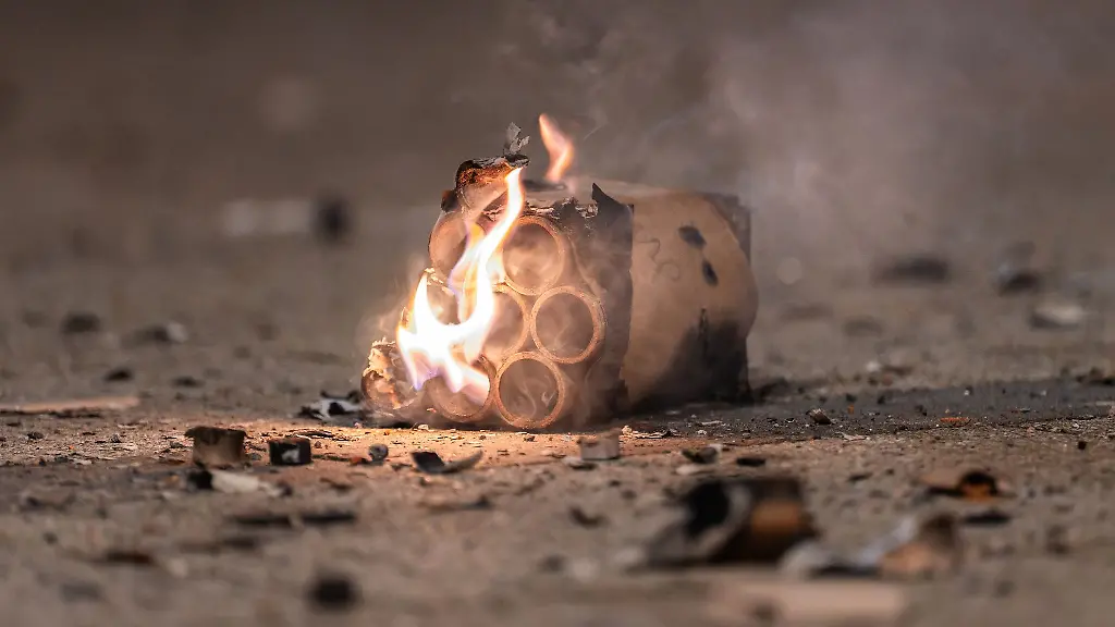 Zwei-Kinder-wurden-durch-Feuerwerk-schwer-verletzt