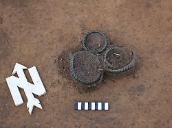 Sachsen: Sondengänger entdeckt Bronzezeit-Ringe