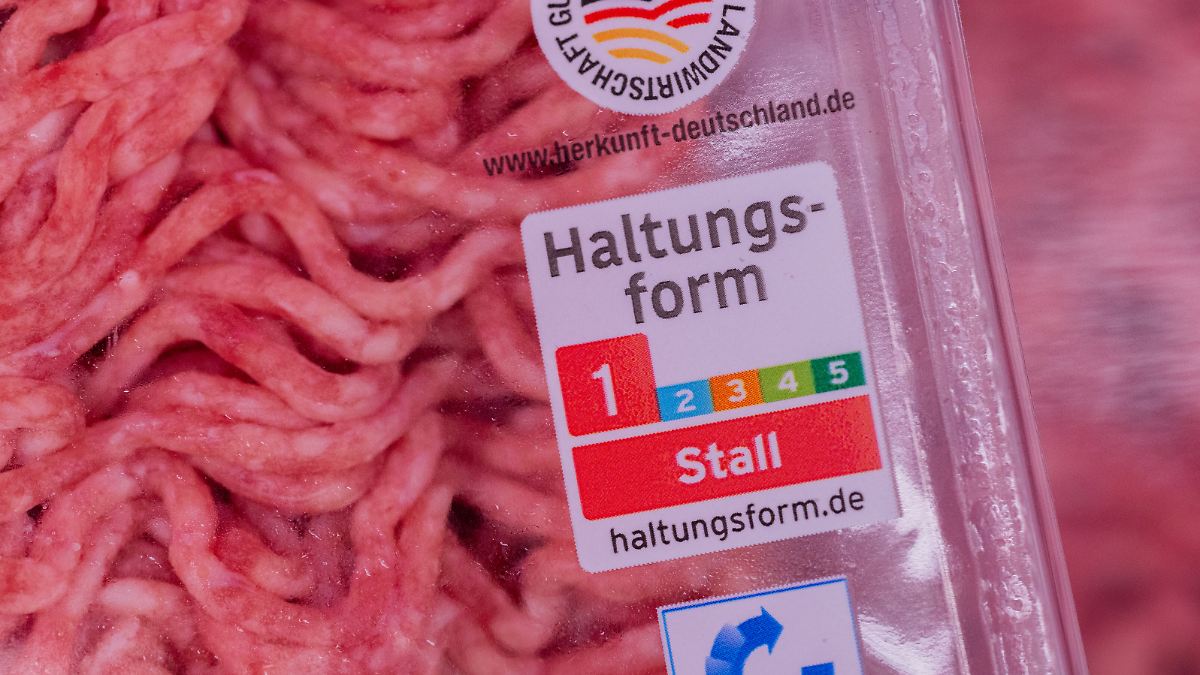 Nach vielen Verzögerungen: Tierhaltungslogo soll auch auf Speisekarten kommen