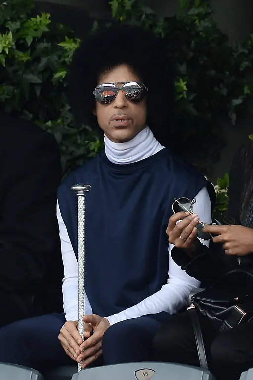Roland-Garros-VIPS-In-The-Stands-Paris-Singer-Prince-watchinges-Rafael-Nadal-playing-his-eight-final-game-of-the-French-Tennis-Open-at-Roland-Garros-Stadium-in-Paris-France-June-2-2014-Photo-by-Laurent-Zabulon-ABACAPRESS