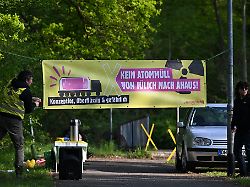 Nordrhein-Westfalen: Zweiter Castor-Transport: Mahnwachen an drei Orten