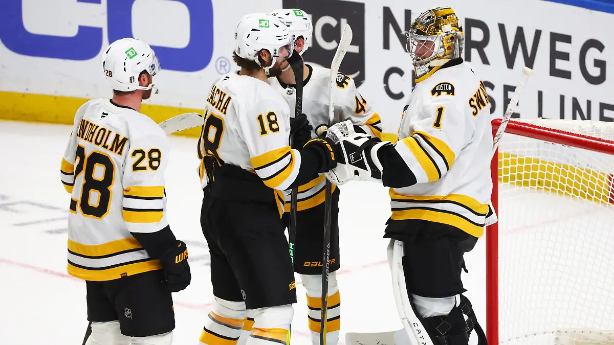 Boston-Bruins-players-celebrate-victory-following-the-third-period-in-Game-2-of-a-first-round-NHL-hockey-Stanley-Cup-playoff-series-against-the-Buffalo-Sabres-Tuesday-April-21-2026-in-Buffalo-N-Y-AP-Photo-Jeffrey-T