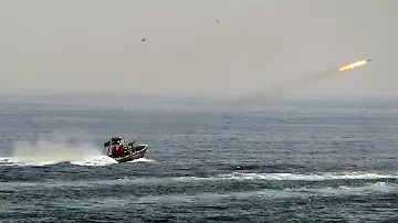 2010-04-22T120000Z_2018048638_GM1E64M1HSQ01_RTRMADP_3_IRAN-GULF-WARGAMES