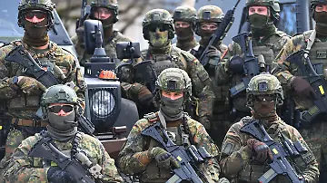 Feldjaeger-Military-Police-Militaerpolizei-MP-im-Einsatz-Soldat-Soldaten-Gemeinsamen-Terrorabwehruebung-der-Bayerischen-Polizei-und-Bundeswehr-am-19-03-2026-in-Dachau-Rund-150-Polizeieinsatzkraefte-25-Feldjaeger-und-20-Kraefte-der-Berufsfeuerwehr-Muenchen-ueben-die-Zusammenarbeit-an-einem-komplexen-Anschlagsszenario-zum-Thema-Sabotage