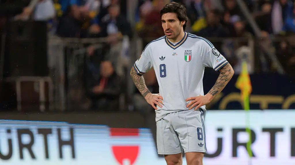 March-31-2026-Zenica-Bosnia-and-Herzegovina-Sandro-Tonali-of-Italy-disappointment-during-European-Qualifiers-PlayOff-Bosnia-and-Herzegovina-vs-Italy-FIFA-World-Cup-match-in-Zenica-Bosnia-and-Herzegovina-March-31-2026-Credit-Image-Emmanuele-Mastrodonato-LiveMedia-IPA-ZUMA-Press-Wire