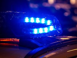 Mecklenburg-Vorpommern: Mann soll in kurzer Zeit mehr als 40 Reifen zerstochen haben