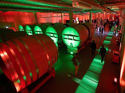 Sachsen: Jägermeister eröffnet neues Fasslager in Kamenz