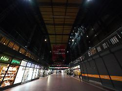 Hamburg & Schleswig-Holstein: Einbrecher wird mit über 300 Souvenirs festgenommen