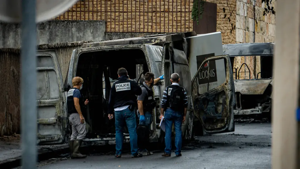 839f9ffb68e601bd0930fa341ce1566e