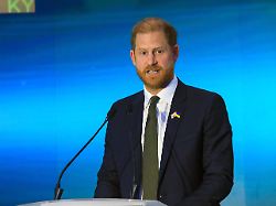 Bei Überraschungsbesuch in Kiew: Prinz Harry appelliert an Putin: Jetzt diesen Krieg beenden