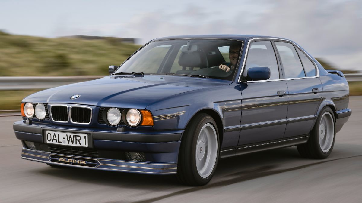 Fastest Production Sedan: The BMW Alpina B10 Biturbo Has Legendary Status ...