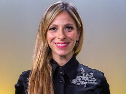 Moderatorin Guelcan Kamps Aufgenommen Nach Einer Talkrunde Im Newsroom Der Deutschen Presse Agentur