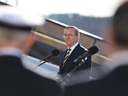 Für späteren Hormus-Einsatz : Pistorius verlegt Minensuchboote ins Mittelmeer