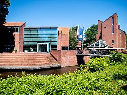 Niedersachsen & Bremen: Bundespräsident besucht Emden zu Kunsthallen-Jubiläum