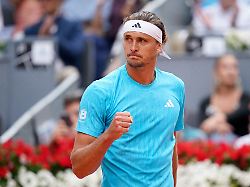 Sieg nach Schwächephase: Doppelköpfiger Zverev in Madrid trotz "schrecklichem" Einbruch weiter