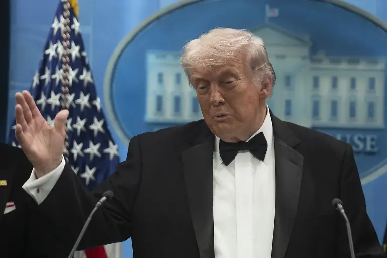 WASHINGTON-DC-UNITED-STATES-APRIL-25-US-President-Donald-Trump-holds-a-press-conference-at-the-White-House-in-Washington-DC-shortly-after-a-shooting-incident-at-the-White-House-Correspondents-Dinner-on-April-25-2026