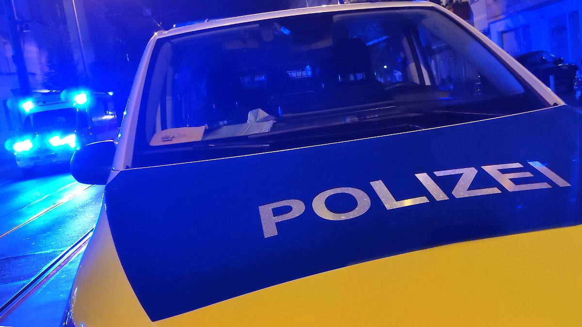Machete and pepper spray attack: Several men injured in brutal fight in ...