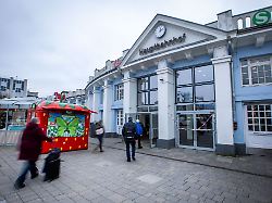 Mecklenburg-Vorpommern: Zwei Bahnmitarbeiter nach Angriff in Rostock verletzt