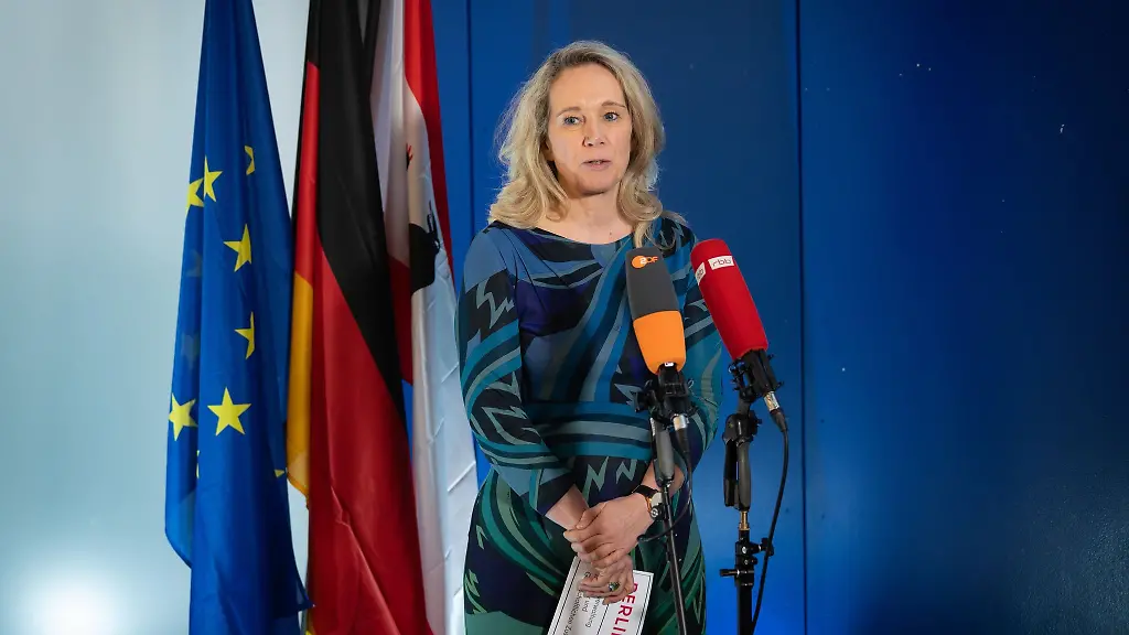 Sie-gehe-diesen-Schritt-aus-Verantwortung-gegenueber-der-Stadt-Berlin-und-ihren-Buergern-sagte-Wedl-Wilson-am-Freitag