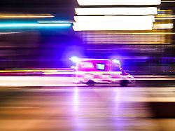 Hessen: Auto überschlägt sich – 18-Jährige schwer verletzt