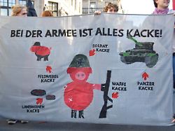 Bild: Trotz ausgesetzter Wehrpflicht: Zahl steigt: Tausende verweigern den Kriegsdienst