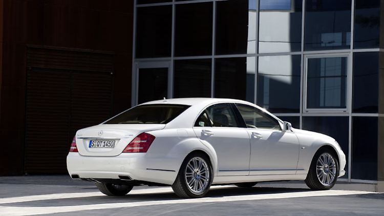 Die neue Limousine von Mercedes kommt im Juni zu den Händlern.