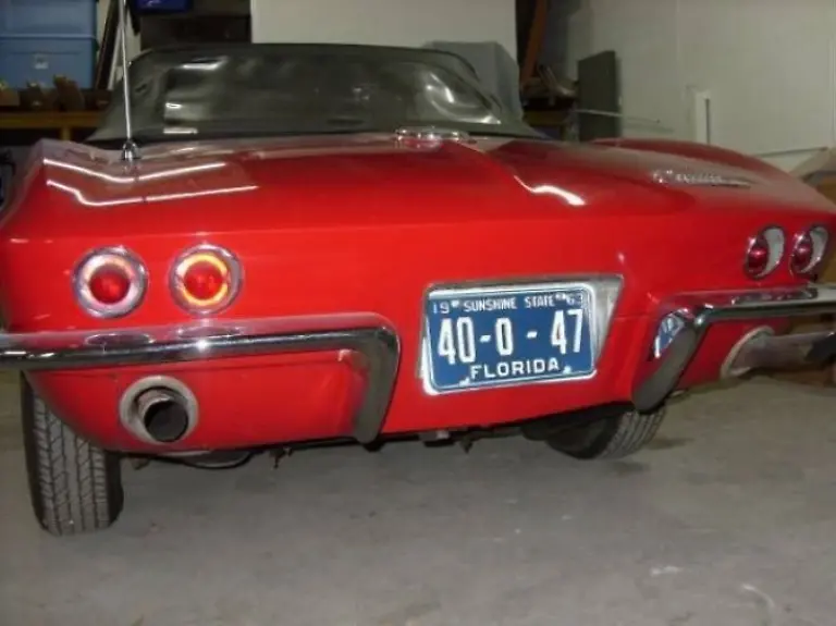 1963-Chevrolet-Corvette-american-classics-Car-100826828-1870097ccfc2d5c874f17989bf2c910a
