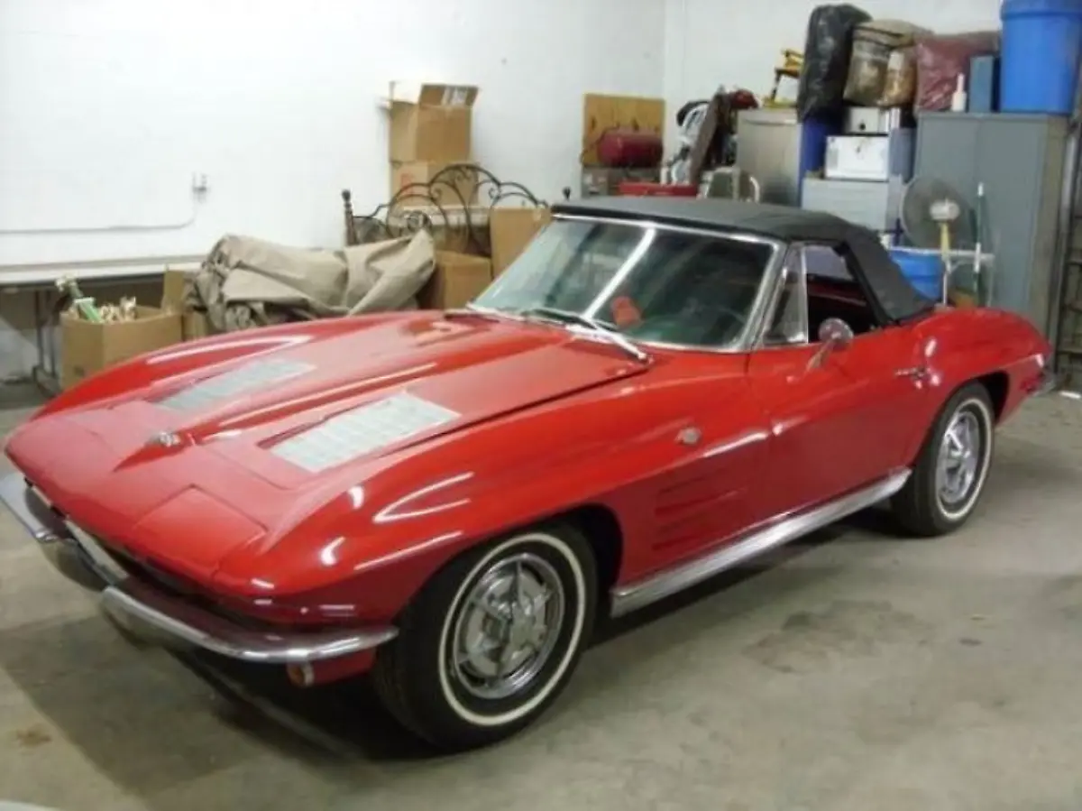 1963-Chevrolet-Corvette-american-classics-Car-100826828-979773ae3d1711b596d1fada926073e4