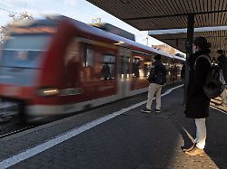 Hessen: RMV verlängert S-Bahn-Betrieb mit DB Regio bis 2033