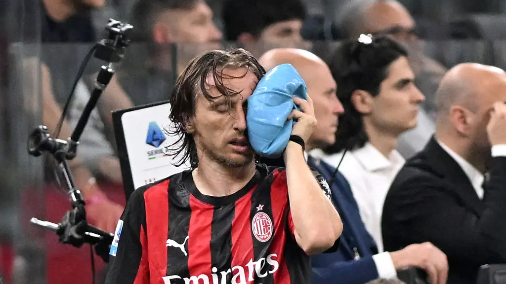 LUKA-MODRIC-Milan-Serie-A-2025-26-Milan-Juventus-0-0-azione-action-infortunio-injury-single-shot-SERIE-A-2025-26-MILAN-JUVENTUS-0-0