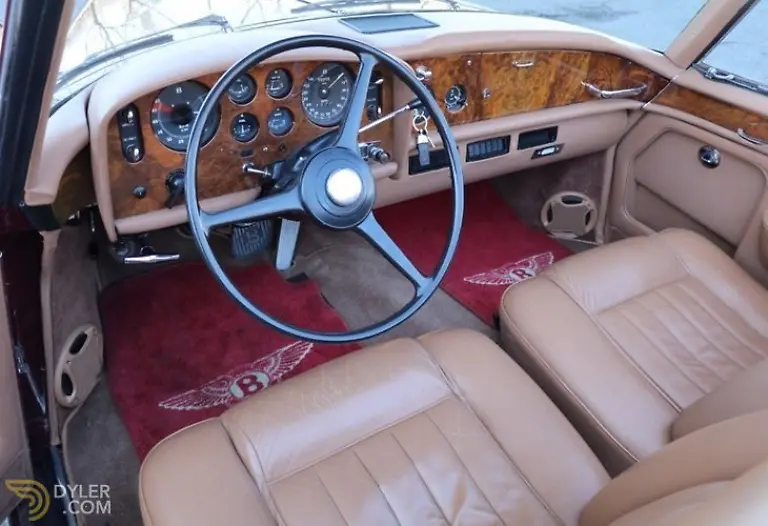 medium-bentley-s2-continental-park-ward-coupe-1962-red-for-sale-5