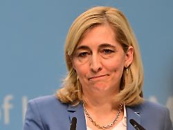 Reform der Krankenversicherung: Kaum jemand glaubt, dass der Bundesregierung der GKV-Umbau gelingt