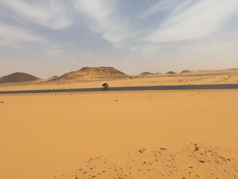 G0410943-1570991296331-high