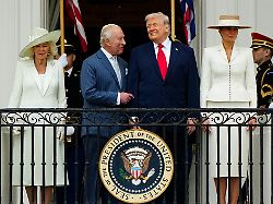 Königsbesuch in Washington: Trump: "Meine Mutter war verknallt in Charles"